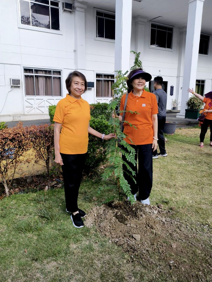 Shirley Licup leads Planting the Future-The Balayong (Palawan Cherry Blossom) Tree Planting Initiative 01