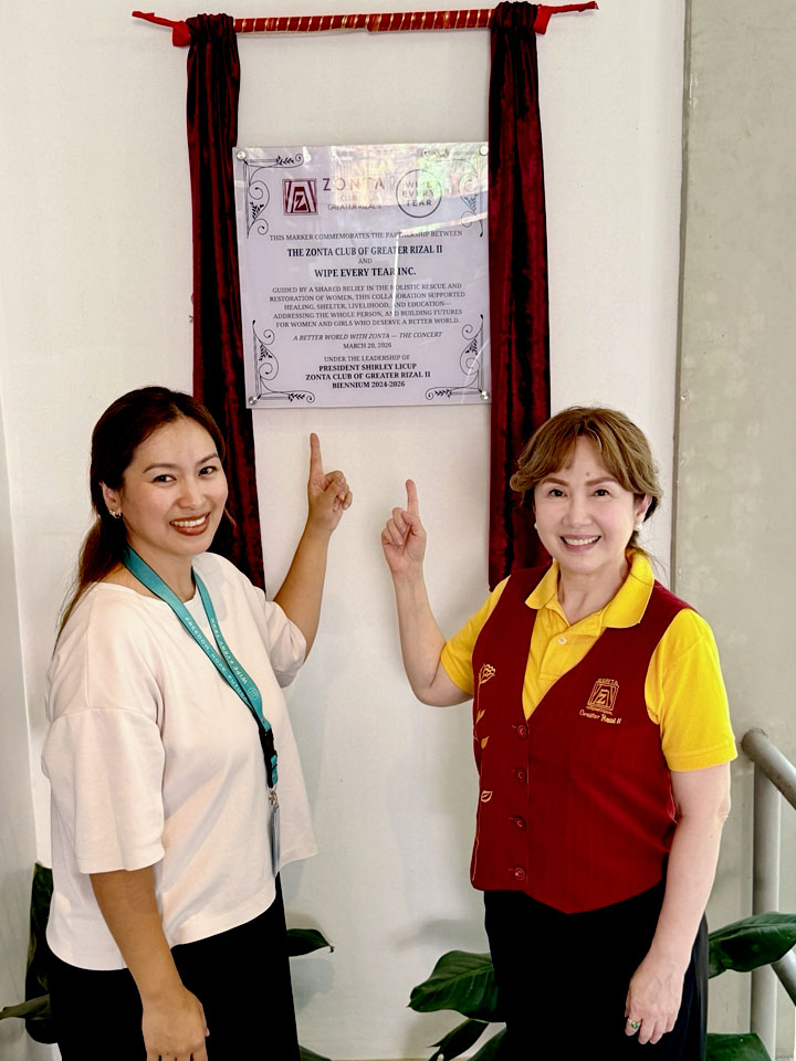 Shirley Licup Unveiling Marker WET 02